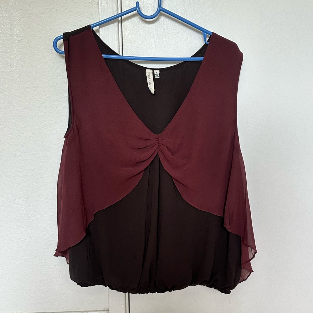 Robbi and Nikki Dual Tone Top Size L